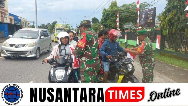 Tumbuhkan Rasa Cinta Tanah Air Jelang Peringatan HUT RI Ke-80 Tahun 2025, Anggota Koramil Timika Bagikan Bendera Merah Putih Bagi Pengguna Jalan