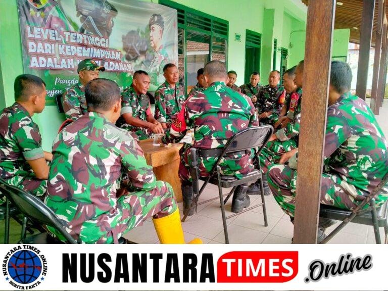 Danramil 0825/12 Rogojampi Gelar Ngopi dan Gesah Bareng untuk Perkuat Kebersamaan Prajurit