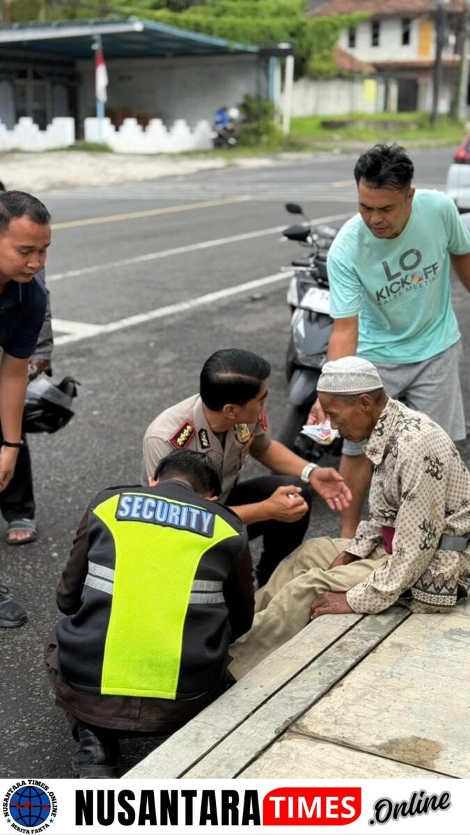 Humanis, Kapolresta Banyuwangi Turun Langsung Bantu Korban Laka Lantas di Depan Hotel El Royal