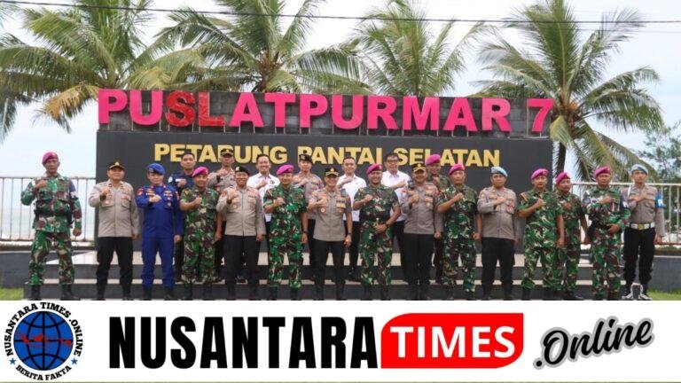 Perkuat Sinergi TNI–Polri, Kapolresta Banyuwangi Kunjungi Puslatpurmar 7 Lampon